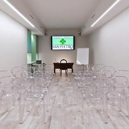 Palace San Pietro Hotell 4*