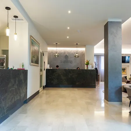 Palace San Pietro Hotell 4*