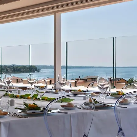 Hotell Palace San Pietro 4*