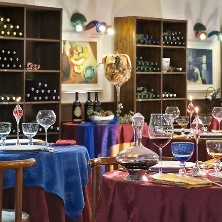 Hotell Palace San Pietro 4*