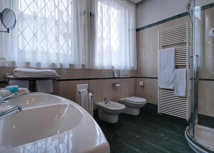 ホテル Palace San Pietro 4*