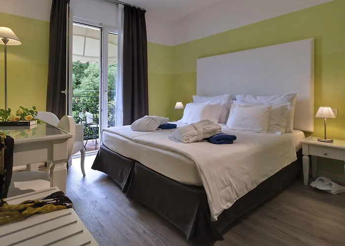 ホテル Palace San Pietro 4*