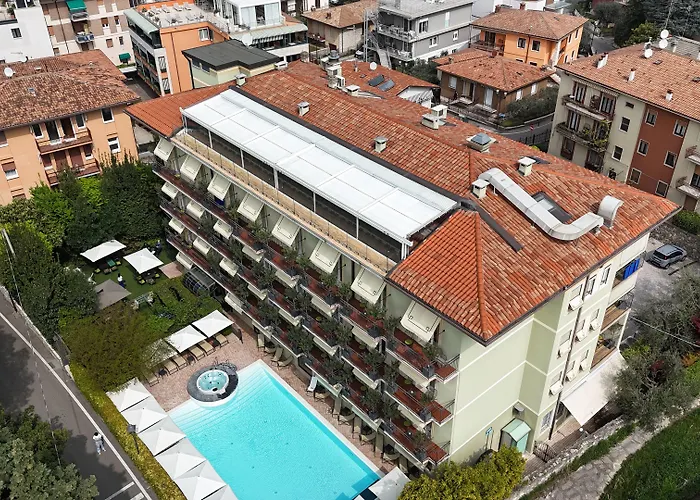 Palace San Pietro バルドリーノ