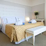 Hotel Palace San Pietro 4*
