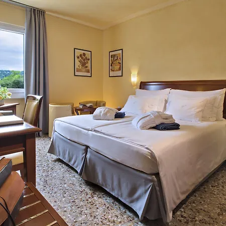 Palace San Pietro 4* Μπαρντολίνο